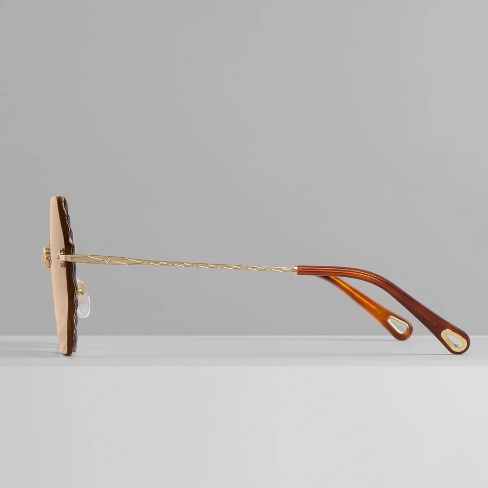 Designers Brands For Customers That Love To Wear Casual and Elegant Accessories